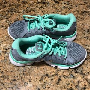 Gray and teal women’s under armour